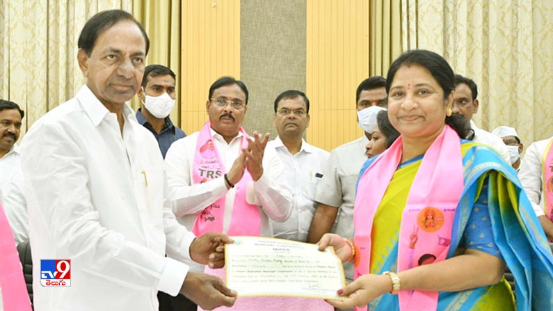 CM KCR Wishes To New GHMC Mayor and corporators