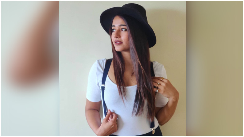 Poonam Bajwa (3)
