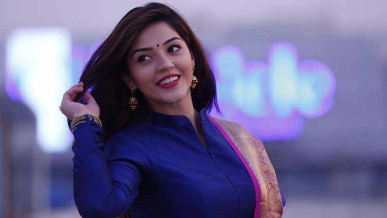 Mehreen 3
