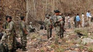 ఛ‌త్తీస్‌గ‌ఢ్‌లో యాక్సన్ మొదలు పెట్టిన మావోయిస్టులు.. ఐర‌న్ ఓర్ ప్లాంట్‌ కార్మికుల‌ కిడ్నాప్