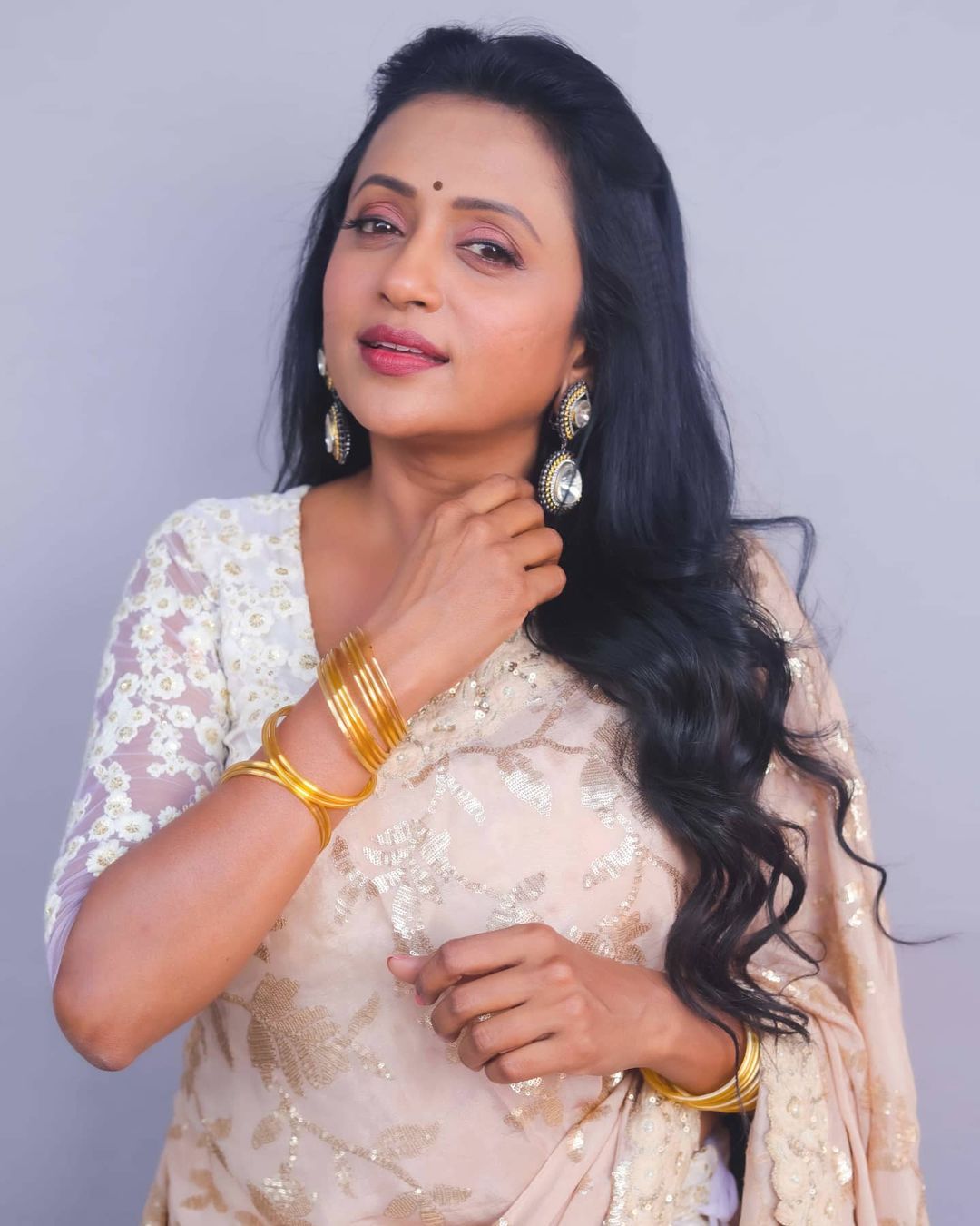 అందాల యాంకరమ్మ సుమ లేటేస్ట్ ఫోటోస్.. – TV9 Telugu | Anchor Suma