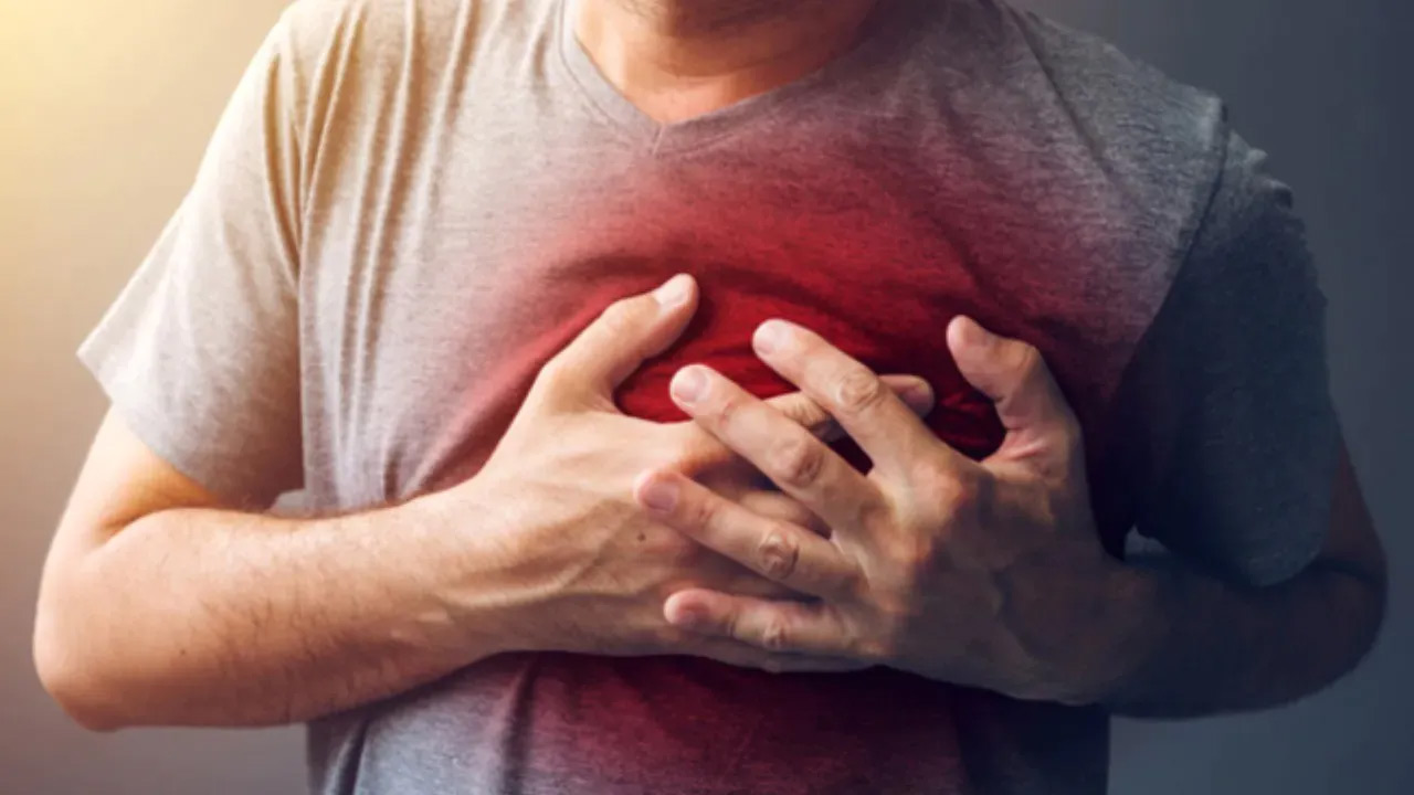 Chest Pain Do you get pain in the chest..? Don't ignore it at all.. It