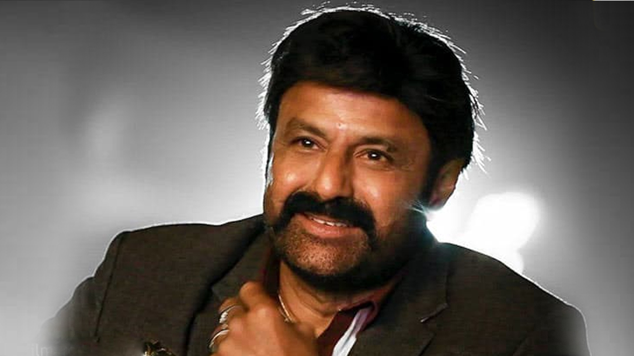 nandamuri-balakrishna-balayya-gave-bumper-offer-to-bimbisara